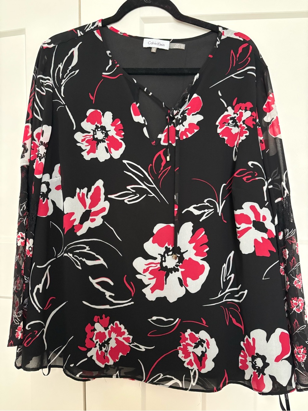 Calvin Klein Black Floral Tie-Front Blouse with White & Red Blooms 1X